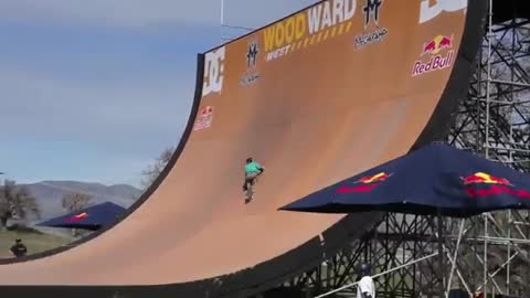 Tom Schaar stomps first-ever skateboarding 1080 (1)