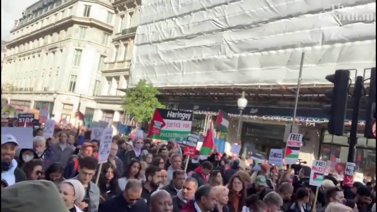 Thousands attend pro-Palestine rally in London