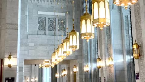 panning-shot-of-the-interior-of-the-masjid-al-haram