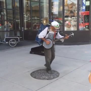 One Man Band in the Byward Market Ottawa Ontario. He's Good :)