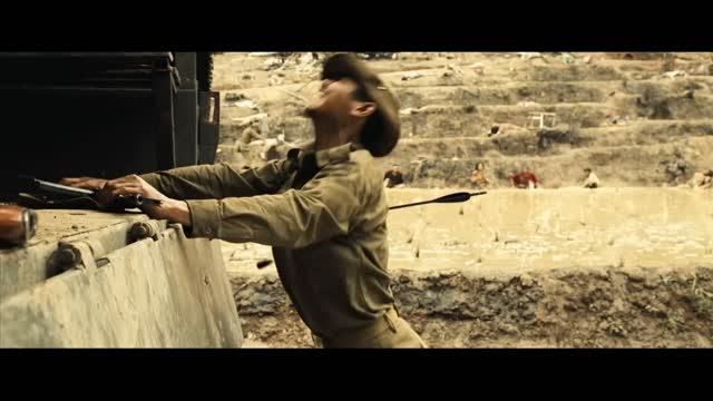 Sylvester Stallone shoots arrows at Burmese military / Rambo (2008)