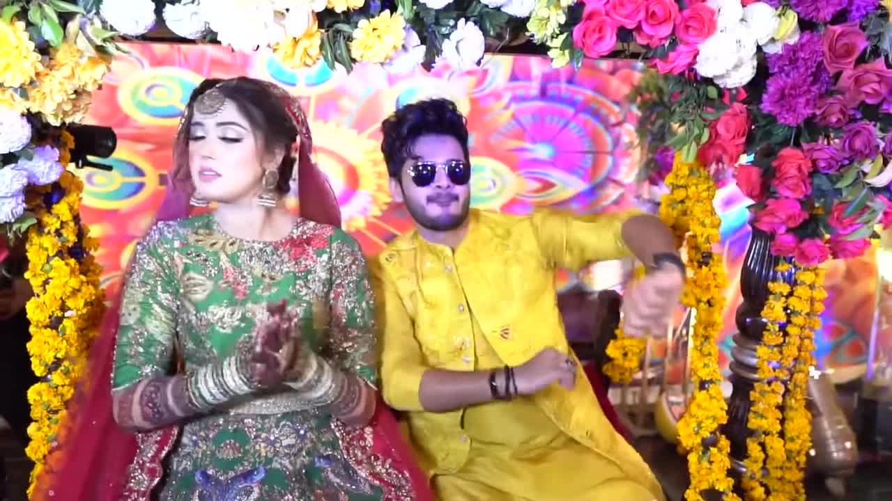 Pakistani Cultural Wedding Mhendi Dance