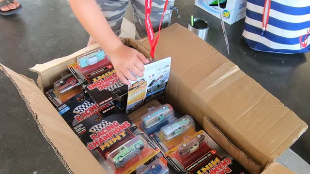 Daytona Sunoco Legends garage with an Autoworld Drag Strip