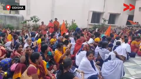 ଅଙ୍ଗନବାଡି କର୍ମୀ ଓ ସହାୟିକା ବିକ୍ଷୋଭ Anganwadi workers protest demanding wage hike and recognition