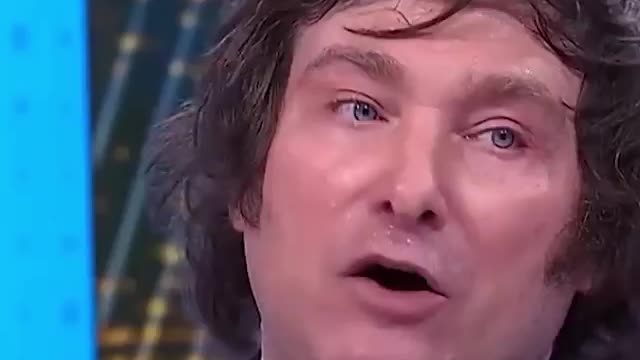 El Ladrón versus el Político...