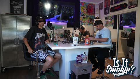 Episode 4 IS IT SMOKIN W/ PRO SKATER NICK TUCKER REVIEW TED BUDZ JFL PLUM POPPER GARLIC JUICE