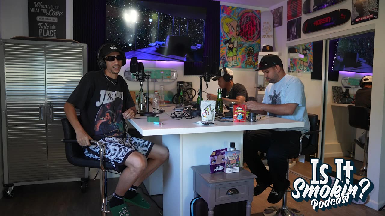 Episode 4 IS IT SMOKIN W/ PRO SKATER NICK TUCKER REVIEW TED BUDZ JFL PLUM POPPER GARLIC JUICE
