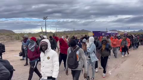 🔥 Huge African Caravan 🔥 Southern Border