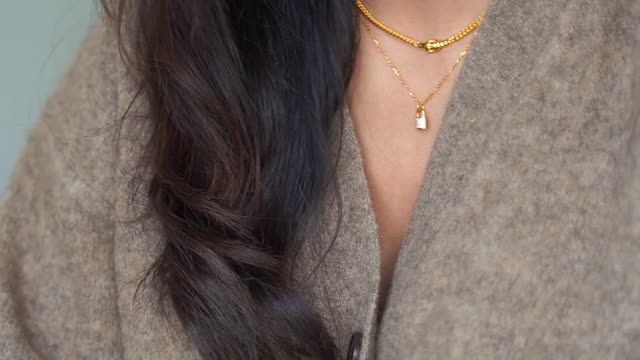 HOW TO DRESS EFFORTLESSLY CHIC LOOK BOOK