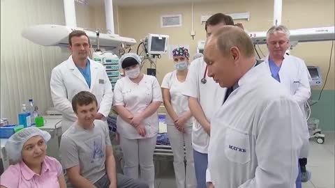 ARE YOU REALLY THE PRESIDENT!? Putin Meets "The Most Interesting Human Being In The World!"