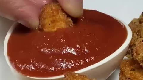 Chicken popcorn with ketchup