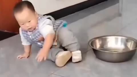 A child playing with his fish (11)