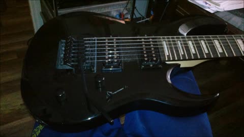 Walking throught the forest - Indy Angel