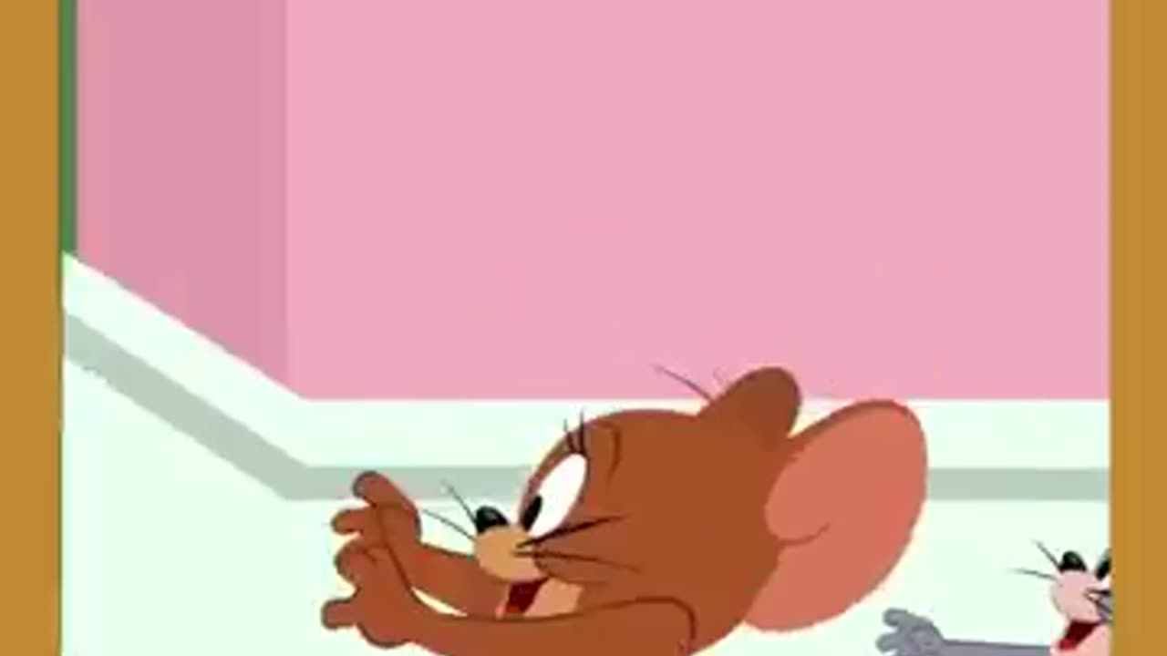 Tom & Jerry 😺🐭| The Mice Light Up the Cat & Dog 🧨 | #funnyvideo | #catandmouse | @cnindia