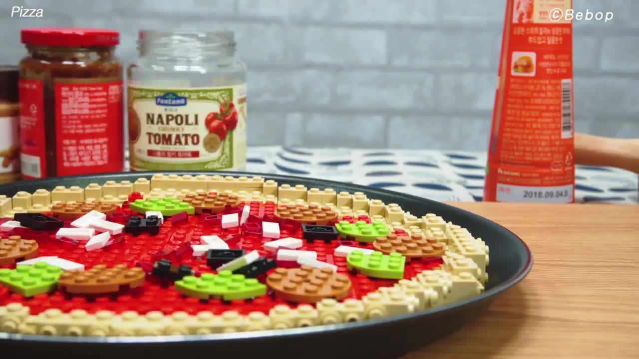 Lego pizza is economical and affordable. What flavor do you like