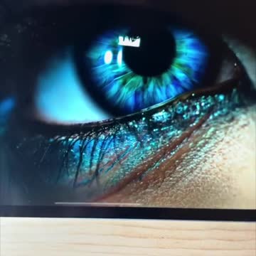 Eye color transformation | Learn Procreate