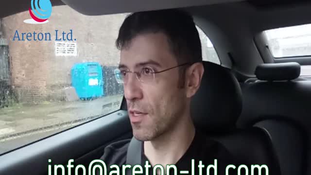 the visit of a house with many rooms and services with the comments