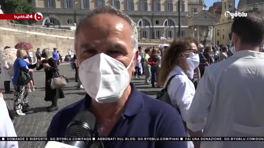 Medici e pazienti in piazza a sostegno delle cure domiciliari