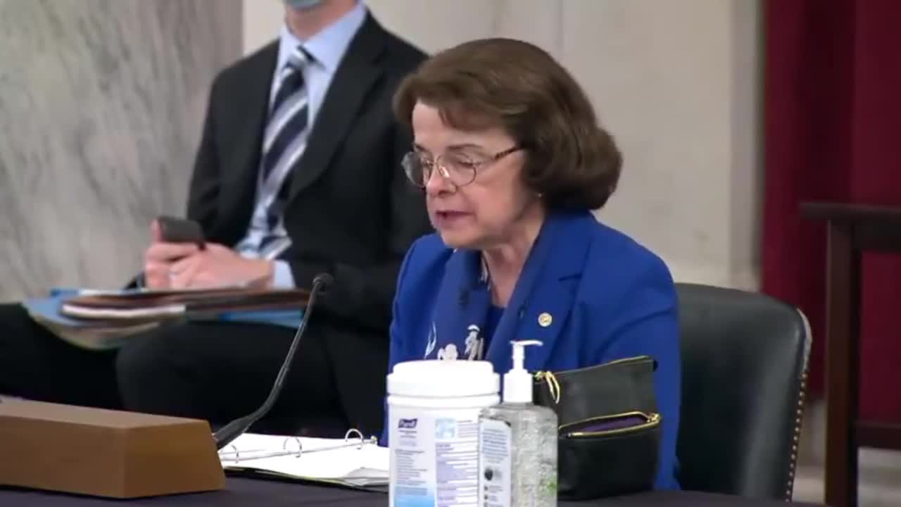 Sen. Diane Feinstein Speaks VERY Highly Of China