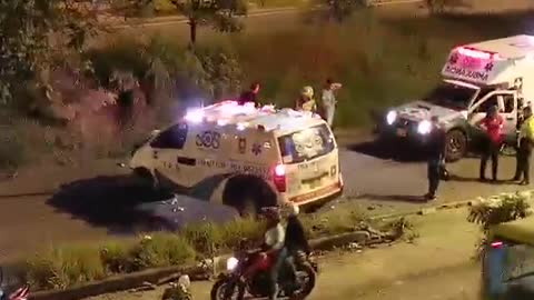 Ambulancia se accidentó en la Autopista a Floridablanca