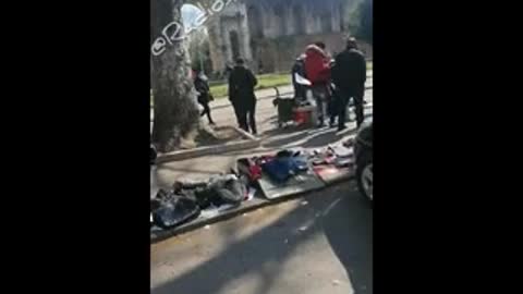 Negozi italiani chiusi