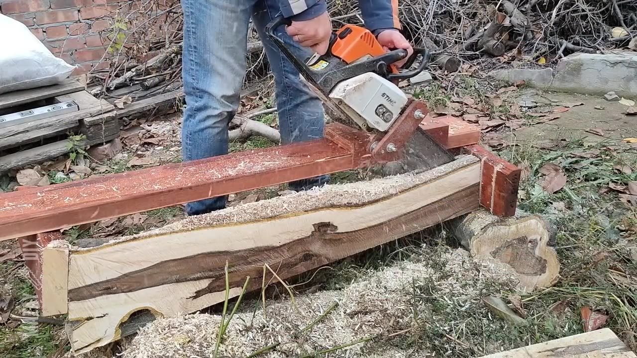 Mini Chainsaw Mill | Building a DIY Mill Guide Jig | Free Plans