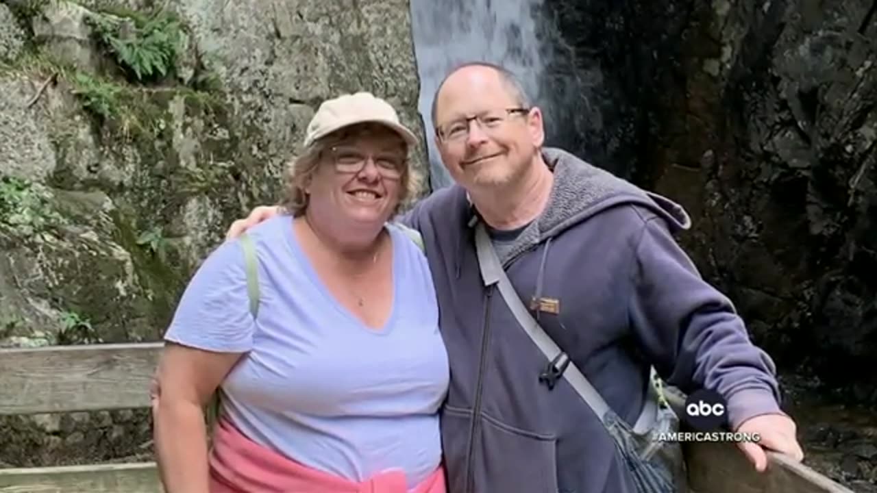 Massachusetts teachers get warm surprise sendoff to retirement from students, faculty ABC News