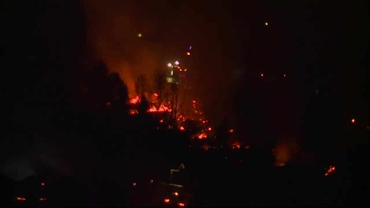 Colorado Wildfires: Tens of thousands flee homes as devastating wildfires ravage US state