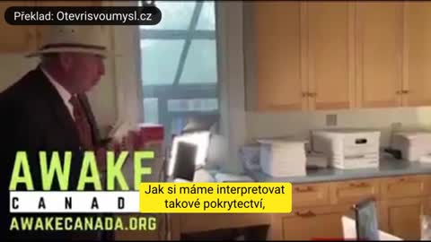 Nemohou vás nutit se očkovat - Právník Rocco Galati