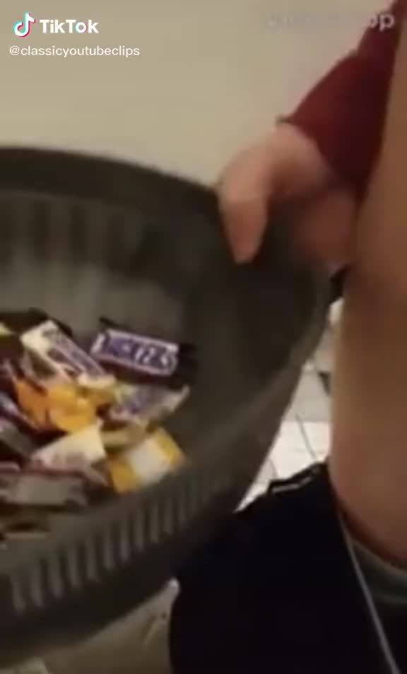 I don’t think that’s the best time to give out candy