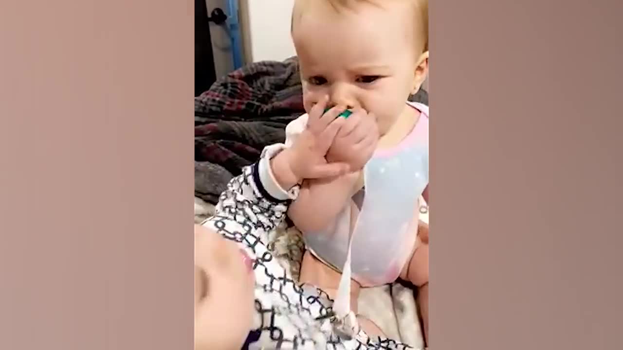 Best Videos Of Funny Twin Babies || Just Laugh