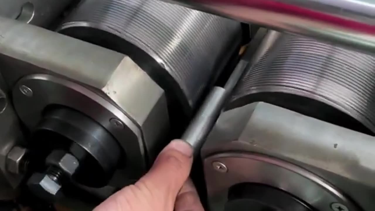Foot bolt rolling technology, Good machinery & Good tools to save time and efforts