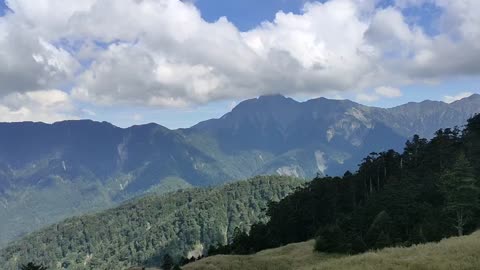 The beautiful scenery of Hehuan Mountain in Taiwan. 🦥