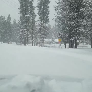 Big Bear Lake Dangerous Coditions. Be prepared.