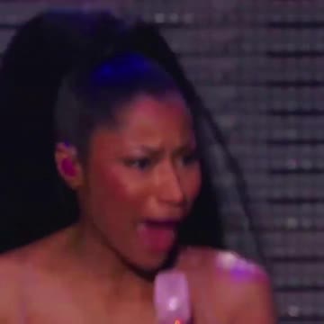 Nicki Minaj The Queen | Goes Live | Shows Great Voice & Hotter Body!!!