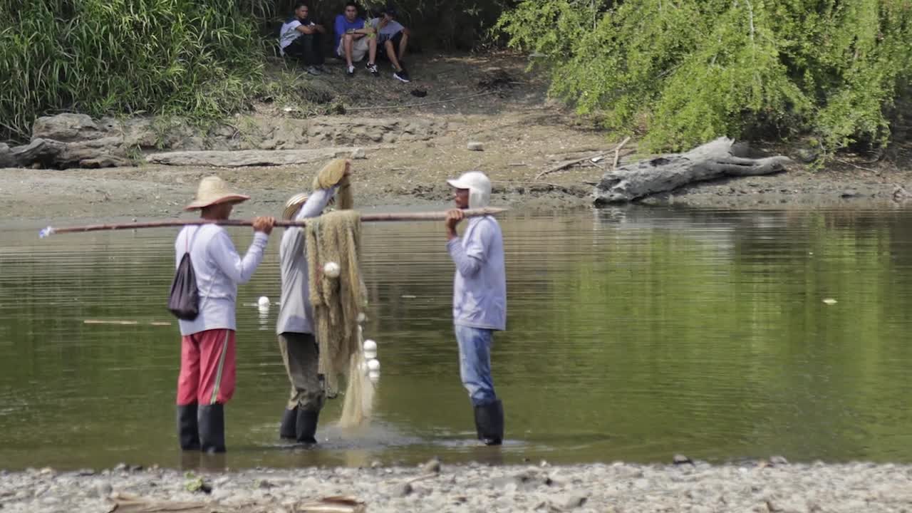 Río Cauca y sus pobladores, los principales afectados tras cierre de compuerta en Hidroituango