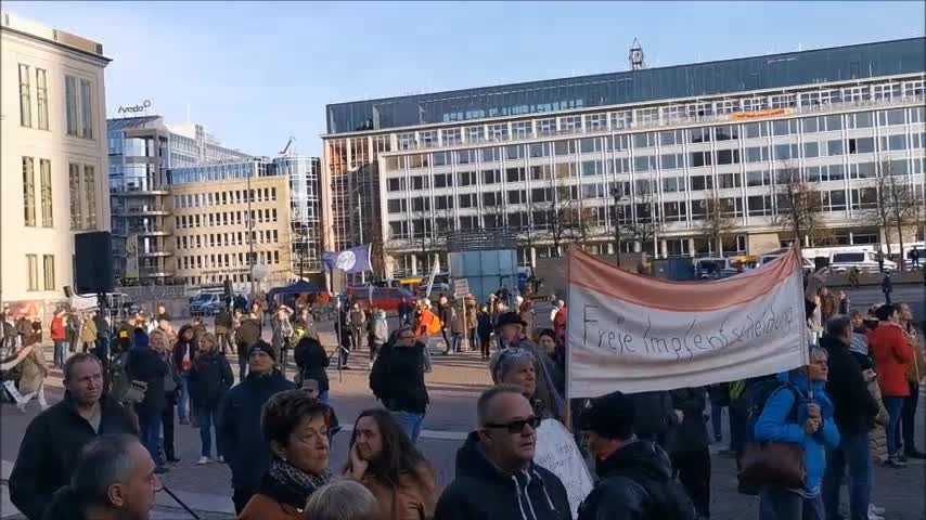 FREIHEIT JETZT - Leipzig, 06 11 2021 - Eröffnung Demo / Kundgebung