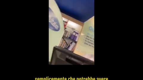 Assassinata da un'eroina in camice bianco protetta da scudo penale.