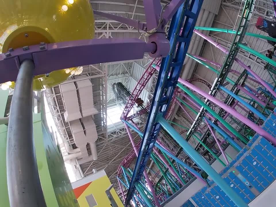 Ferris Wheel at Nickelodeon Universe 2