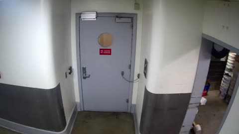 6128RHOBSBRSBST4Stairwell4_2021-01-06_00h20min00s467ms.mp4