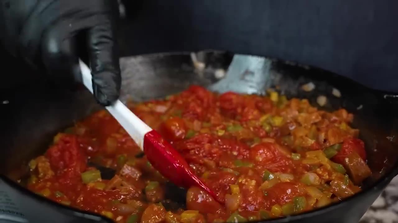 Savor the Finest Okra and Tomatoes Available Right Now!