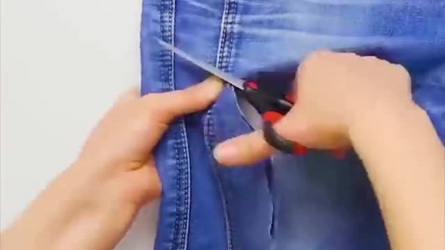 25 TRICKS FOR YOUR CLOTHES THAT WILL SAVE YOUR LIFE