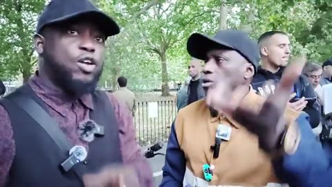 Padi proves Jesus is the Mighty God with Muslim Lamin #speakerscorner