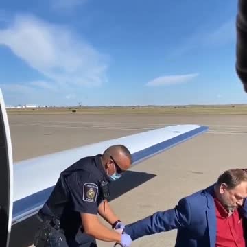 UNBELIEVABLE Pastor Artur Pawlowski ARRESTED AGAIN upon arrival on Canadian soil