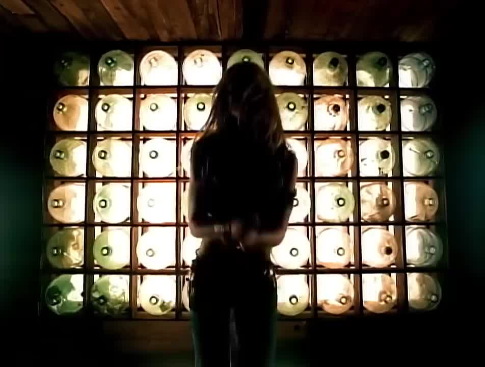 Britney Spears - I'm A Slave 4 U