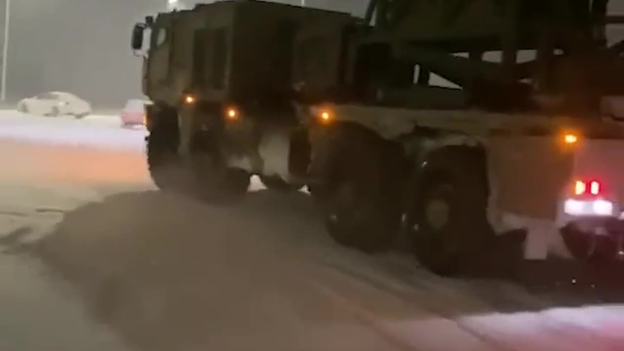 🚛🇷🇺 Ukraine Russia War | KAMAZ Truck Flips After Snowy Drift | RCF