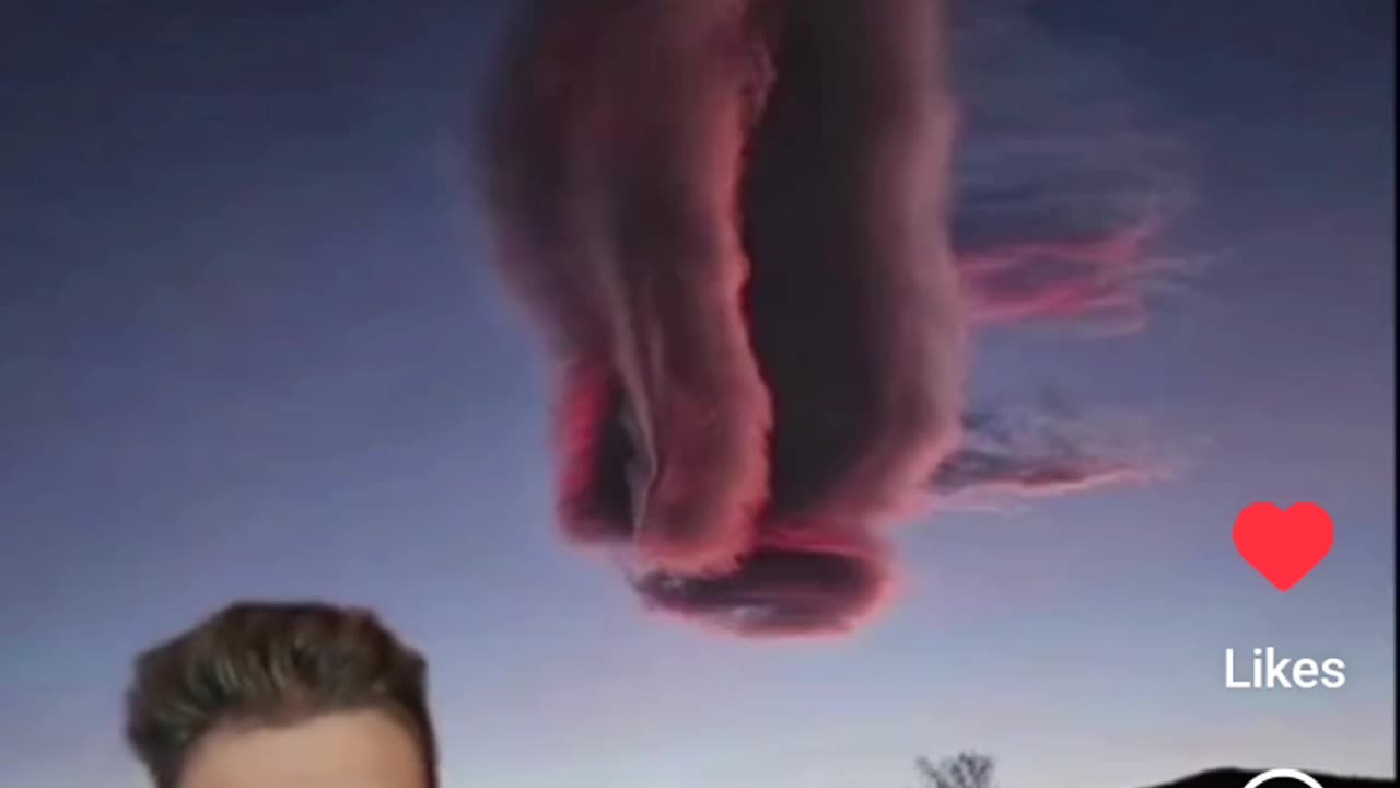 What Is Going on In The Sky ?!!