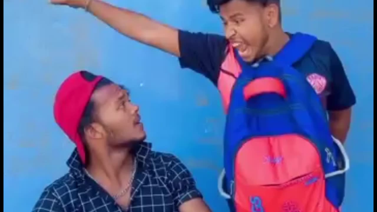 Very funny video π€£πππΊπ²πΊπΈπ€£π