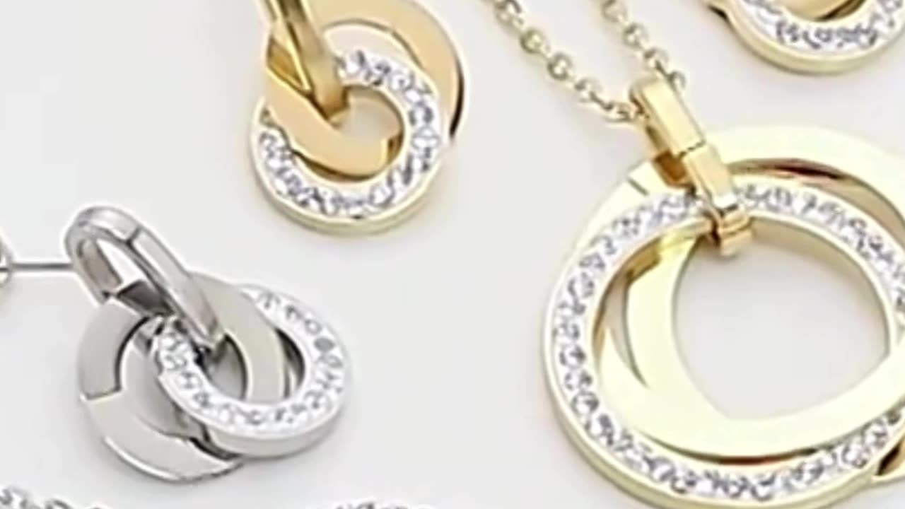 Sterling Silver Iris Pendant Earring