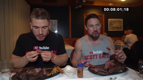 WORLD FAMOUS 72oz STEAK CHALLENGE | Man Vs Food Challenge At Sayler's In Portland Oregon!